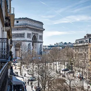 Etoile Park Parijs